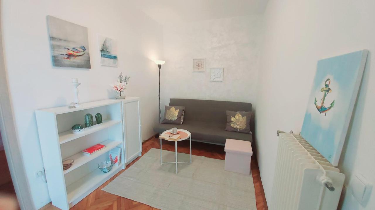 Apartments Lidija Умаг Экстерьер фото