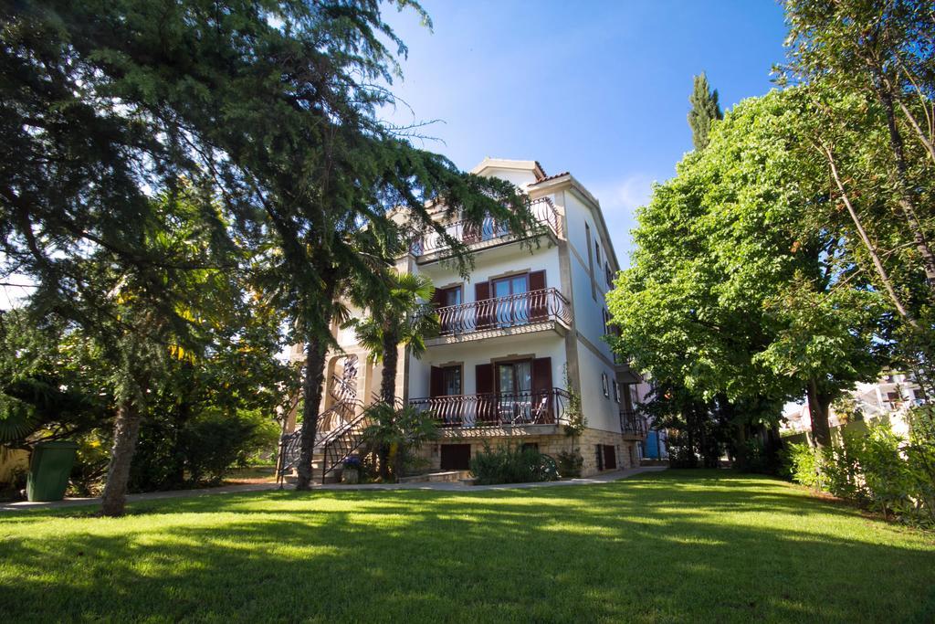 Apartments Lidija Умаг Экстерьер фото